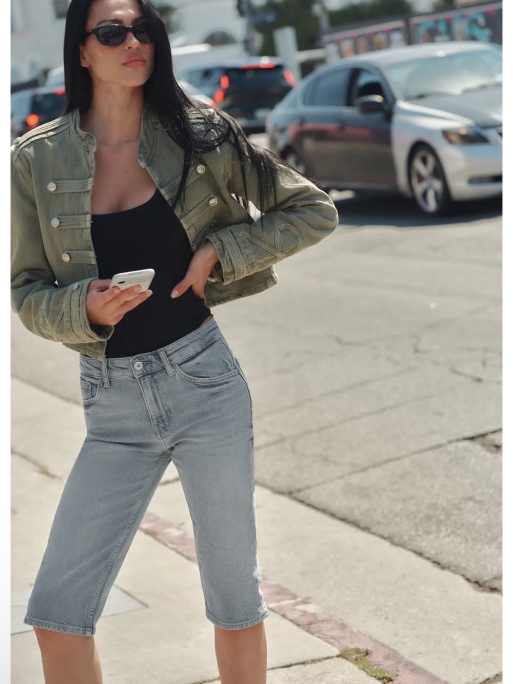 Zara TRF MID-RISE CAPRI JEANS - Picture 3 of 7